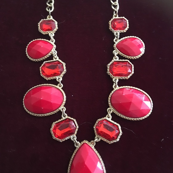 ALL IN REDS - Picture 3 of 8